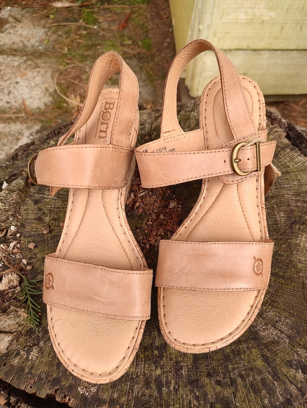 🏵️ Born Cork Wedge Leather Strappy Heels NWT Size 8